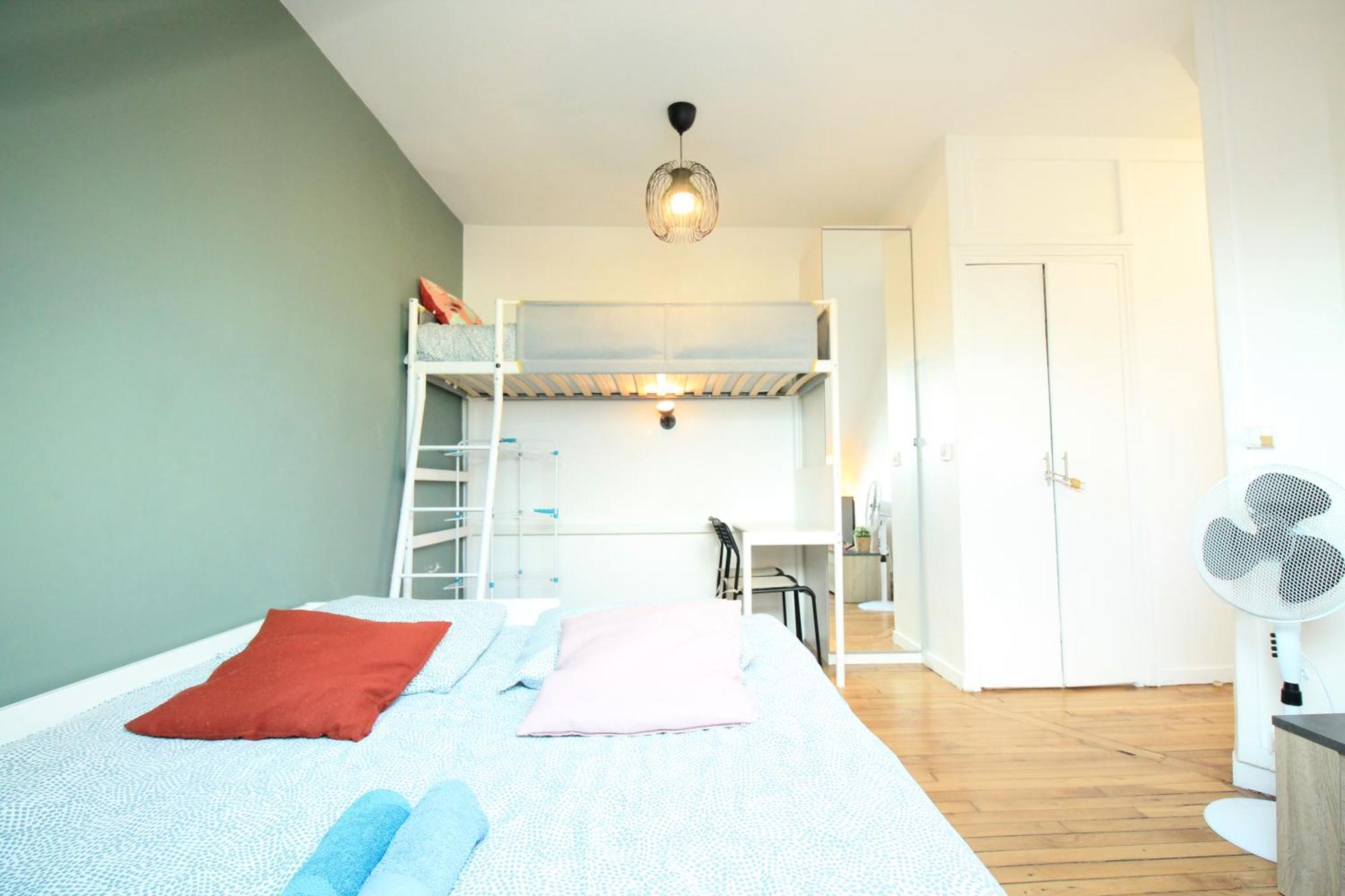 Disponible - Appartement Entier - 10Mn Rer B Aeroport Cdg - Paris Gare Du Nord, T11 Express, Le Bourget, Tout Equipe, Netflix Gratuit, 3 Personnes, 4Eme Etage, Escaliers, Parc Des Expositions, Parking Rue Gratuit Apres 19H Drancy Exteriér fotografie