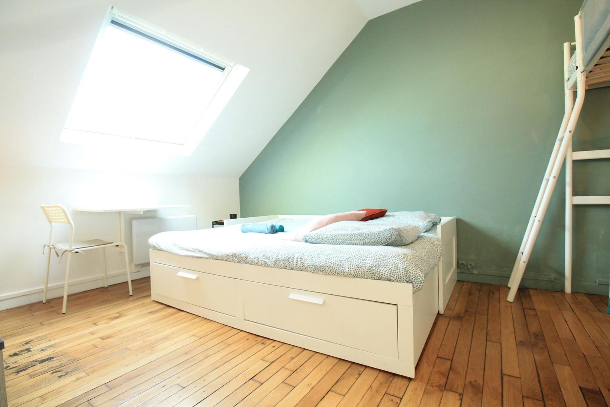 Disponible - Appartement Entier - 10Mn Rer B Aeroport Cdg - Paris Gare Du Nord, T11 Express, Le Bourget, Tout Equipe, Netflix Gratuit, 3 Personnes, 4Eme Etage, Escaliers, Parc Des Expositions, Parking Rue Gratuit Apres 19H Drancy Exteriér fotografie