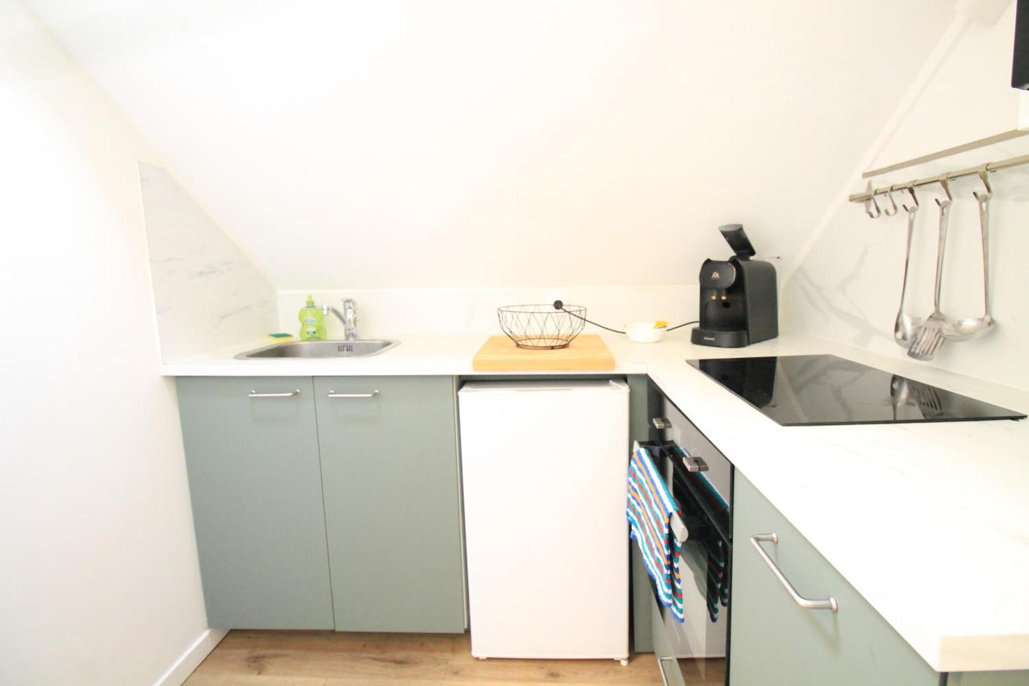 Disponible - Appartement Entier - 10Mn Rer B Aeroport Cdg - Paris Gare Du Nord, T11 Express, Le Bourget, Tout Equipe, Netflix Gratuit, 3 Personnes, 4Eme Etage, Escaliers, Parc Des Expositions, Parking Rue Gratuit Apres 19H Drancy Exteriér fotografie